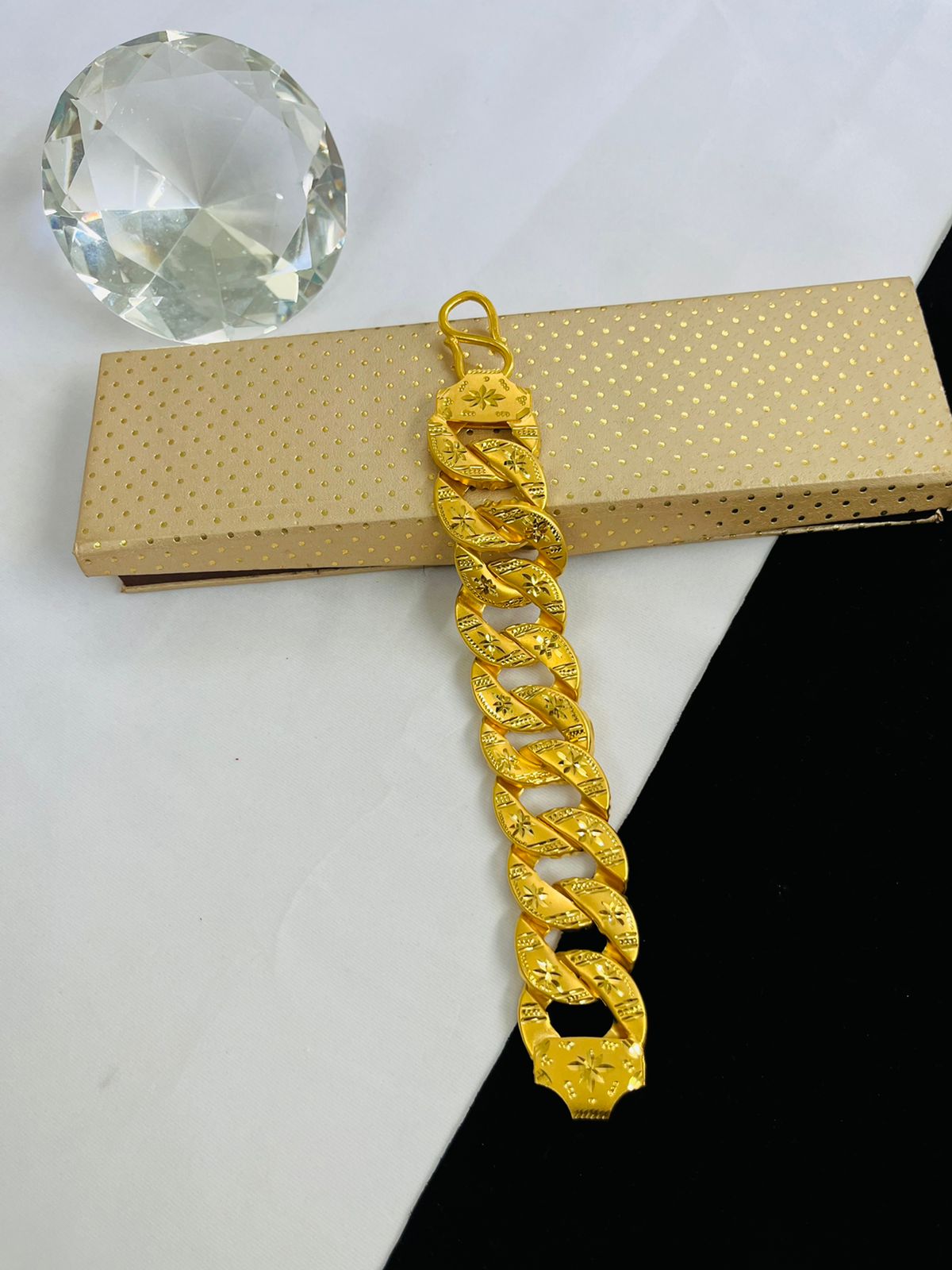 GOLD FORMING POKAL BRACELET FOR MEN DESIGN A14