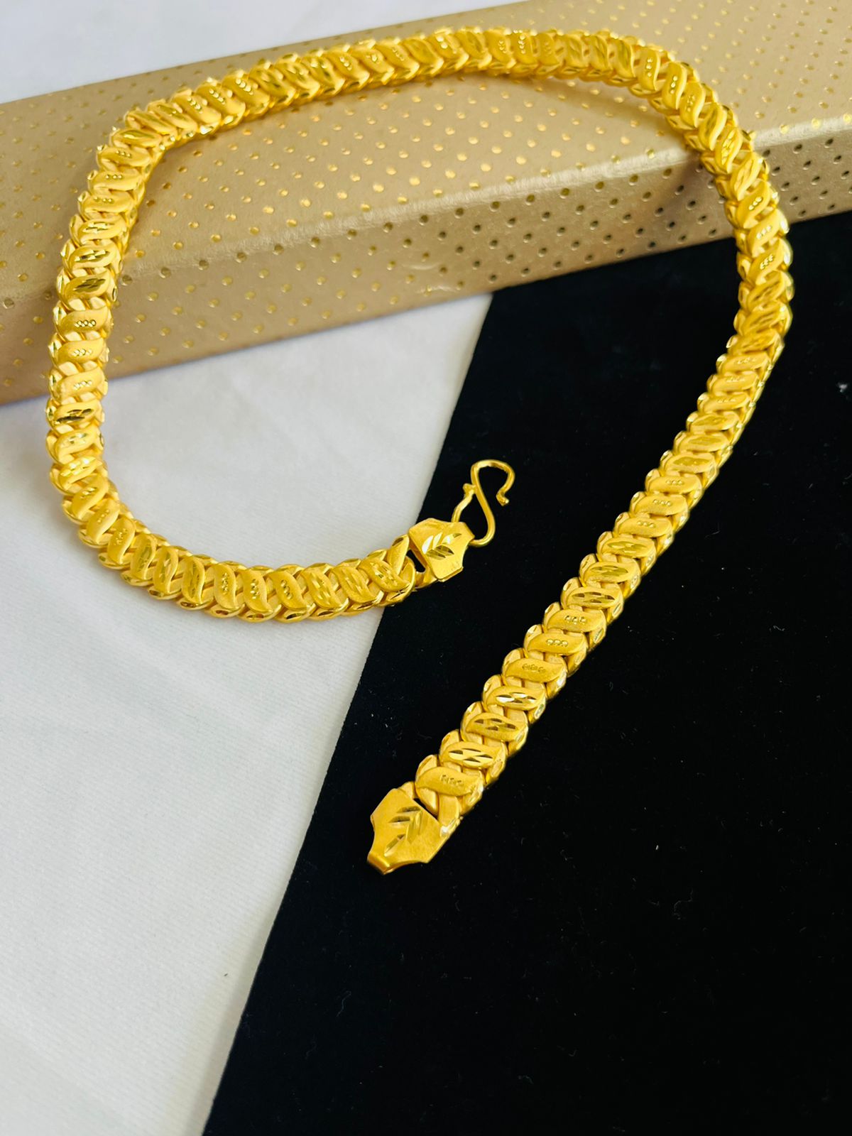 KOHLI POKAL CHAIN FOR MEN DESIGN-A1