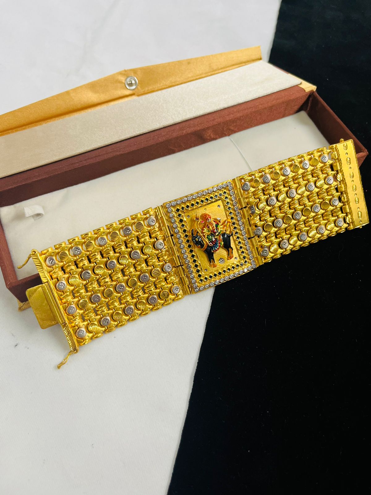 4 LINE MELDI MAA BAHUBALI BRACELET FOR MEN DESIGN-A20