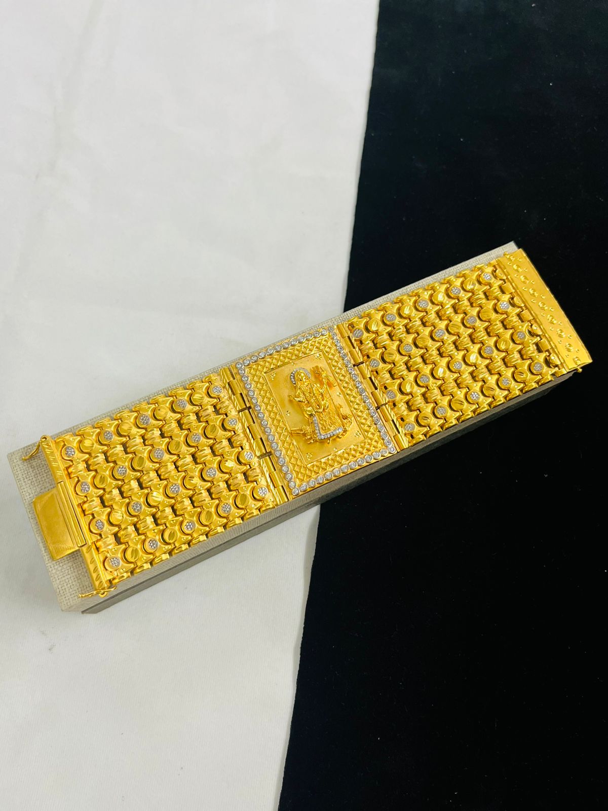 4 LINE KHODIYAR MAA BAHUBALI BRACELET FOR MEN DESIGN-A21