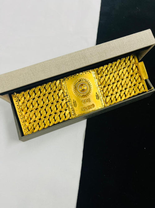 4 LINE JAY MATAJI POKAL SURYA SYMBOL BRACELET FOR MEN DESIGN A25