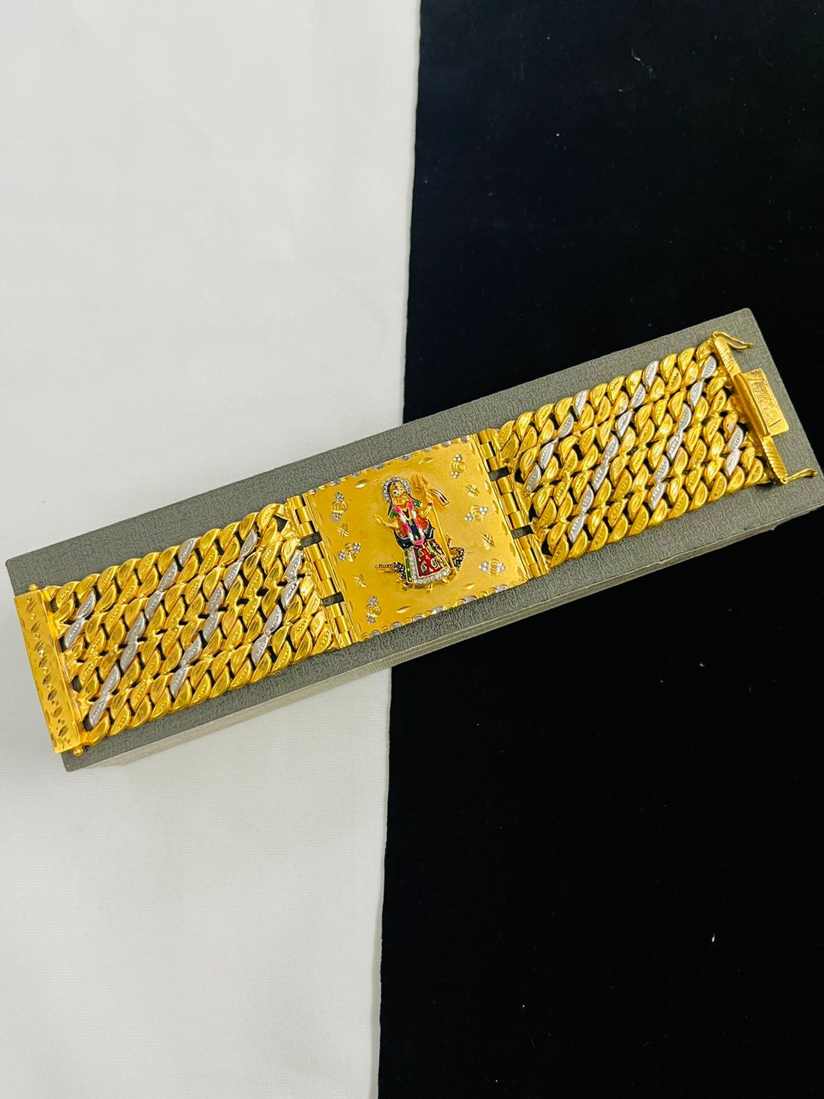4 LINE KHODIYAR MAA POKAL BRACELET FOR MEN DESIGN A29