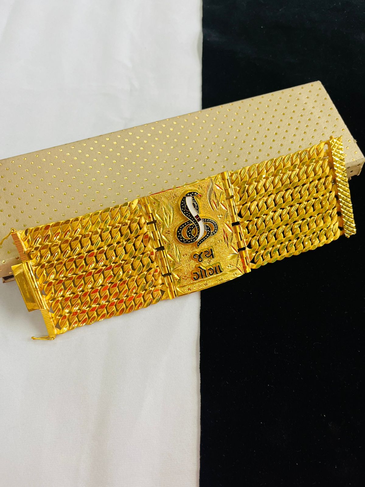 6 LINE JAY GOGA POKAL BRACELET FOR MEN DESIGN A33