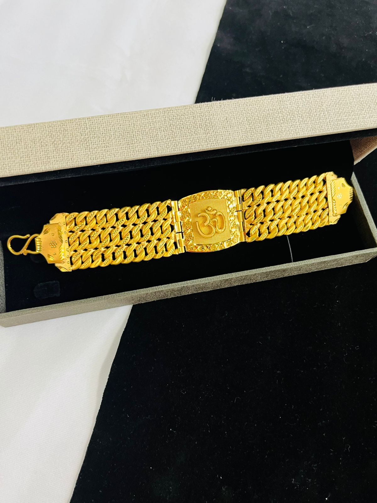 3 LINE OM POKAL BRACELET FOR MEN DESIGN A35
