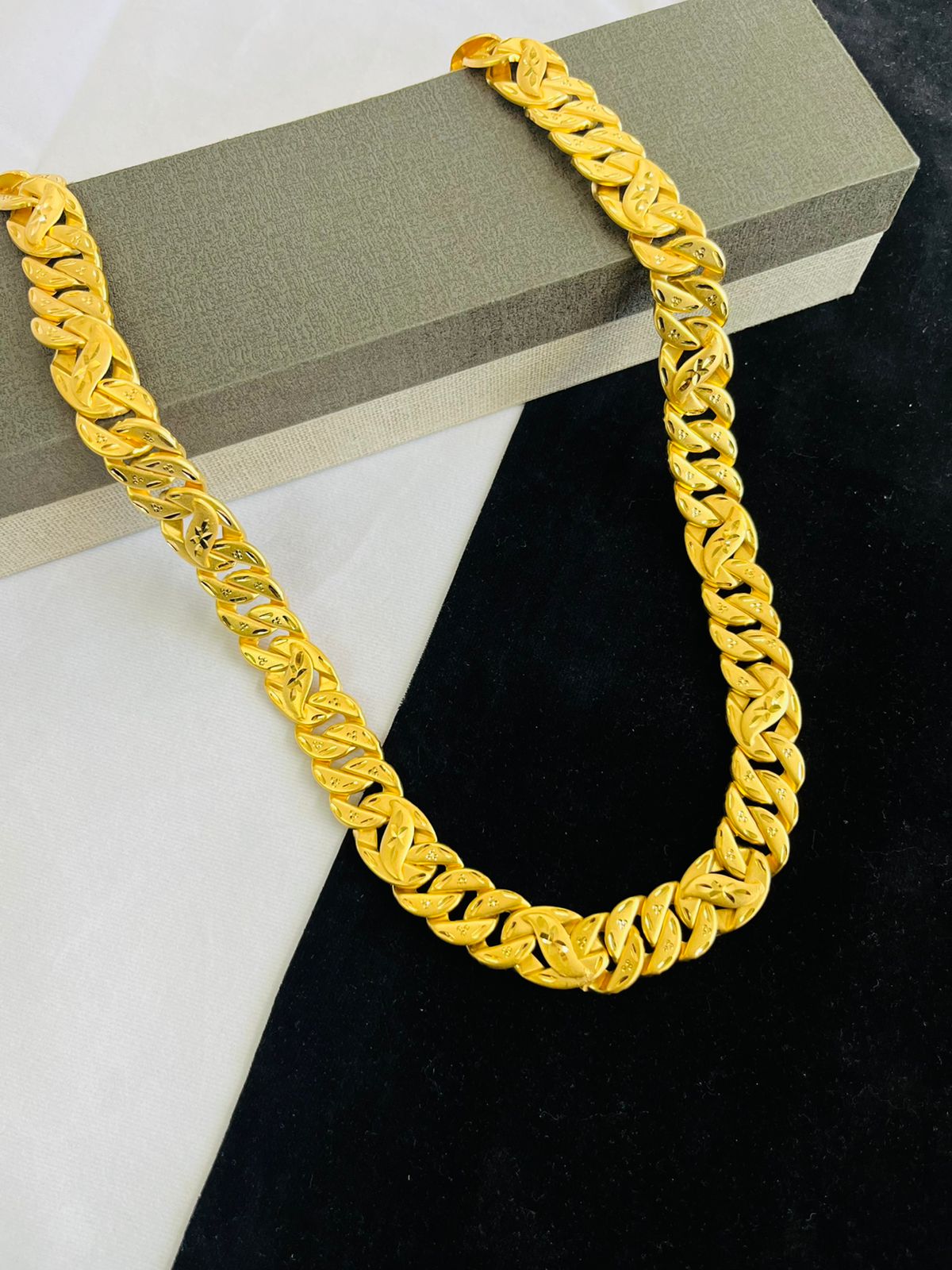 1 GRAM GOLD FORMING POKAL CHAIN FOR MEN DESIGN A-42