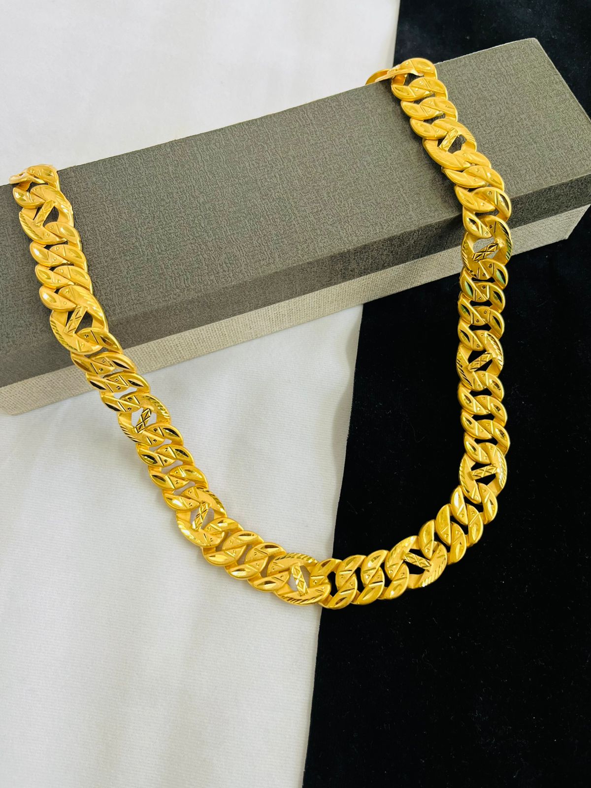 1 GRAM GOLD FORMING POKAL CHAIN FOR MEN DESIGN A-48