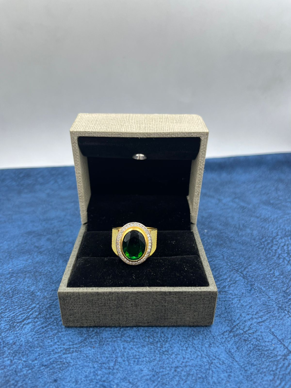 1 GRAM GOLD FORMING GREEN DIAMOND WITH RING FOR MEN DESIGN A-439