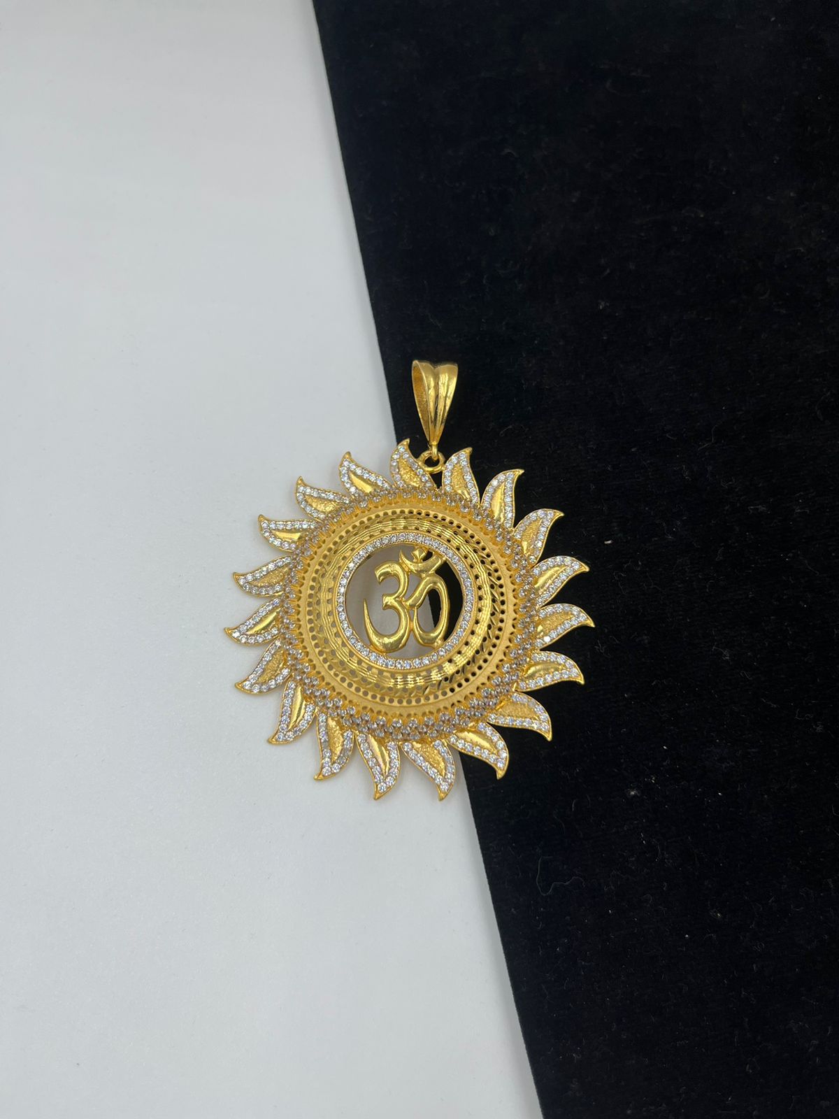 1 GRAM GOLD FORMING OM (AUM) PENDANT FOR MEN DESIGN A-135