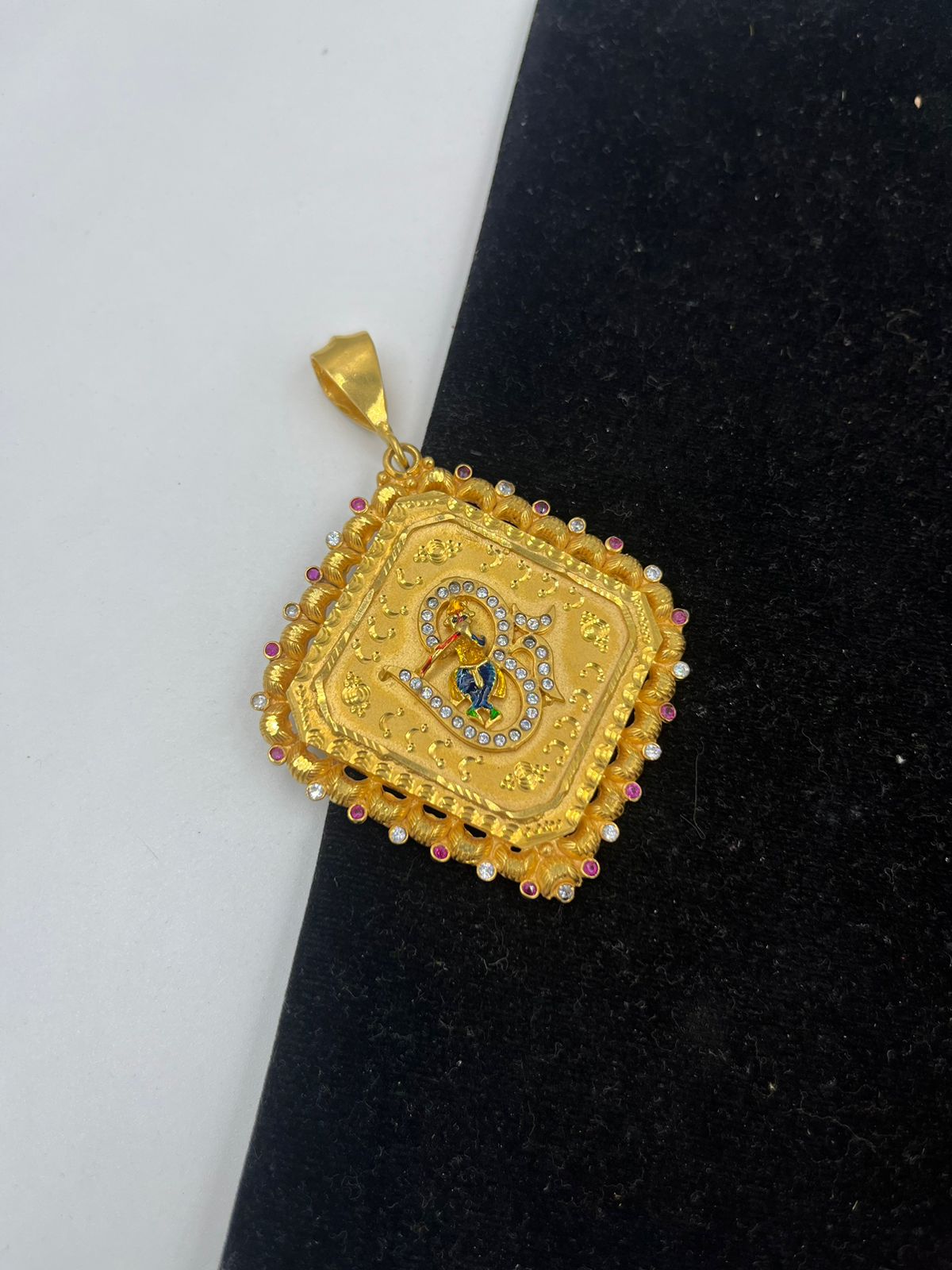 1 GRAM GOLD FORMING OM (AUM) WITH KRISHNA RAJWADI PENDANT FOR MEN DESIGN A-204