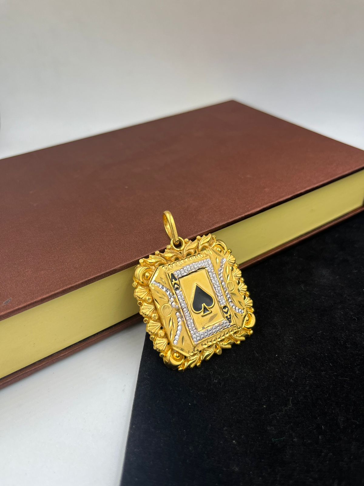 1 GRAM GOLD FORMING AKKA RAJWADI PENDANT FOR MEN DESIGN A-244