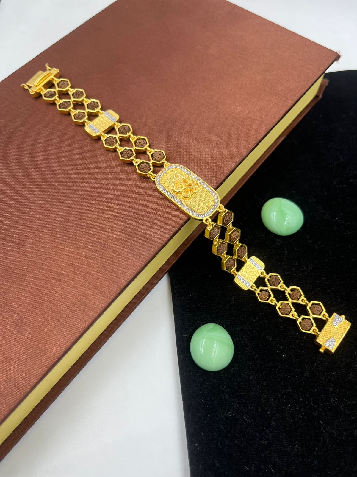 Sparkling Jazzy 22k Gold Bracelet – Andaaz Jewelers