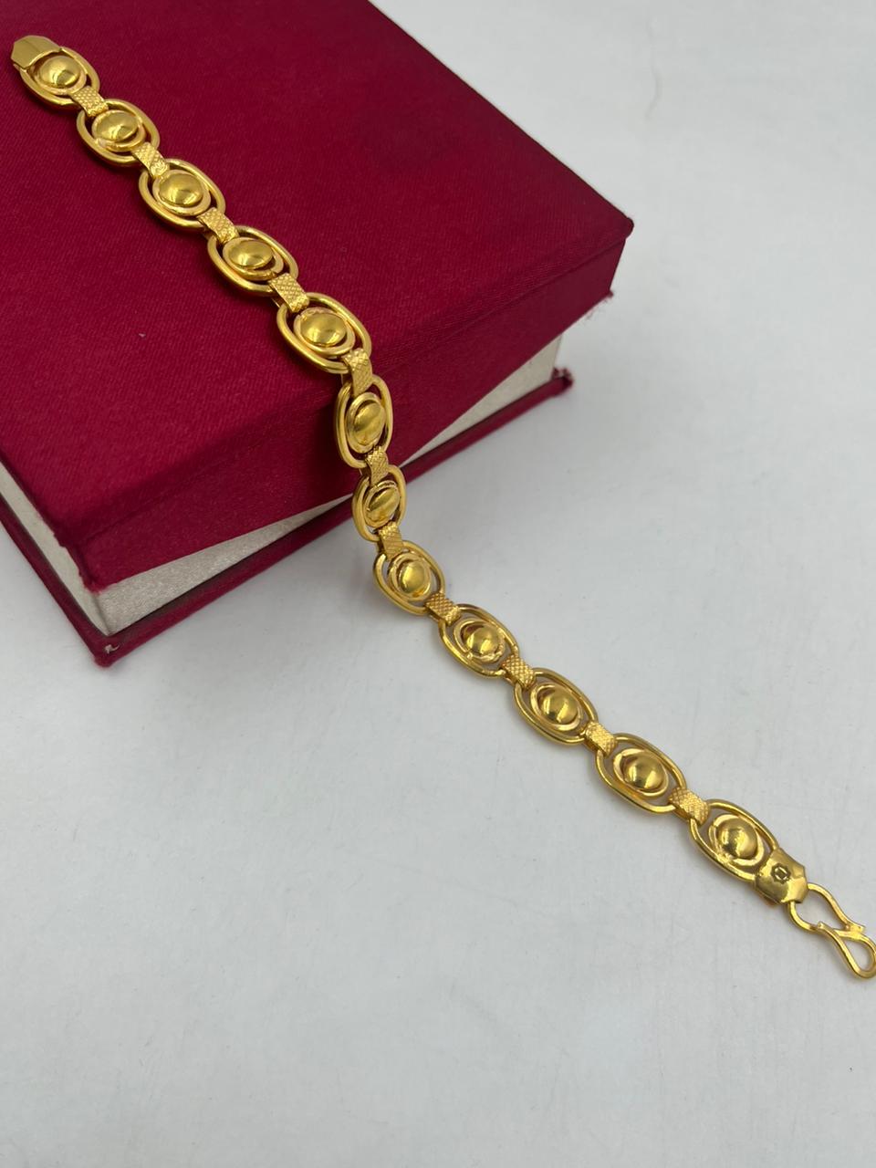 22 KARAT PURE GOLD MENS CHAIN/BRACELET, 10 Gm To 30 Gm at Rs 50000/piece in  Nanded