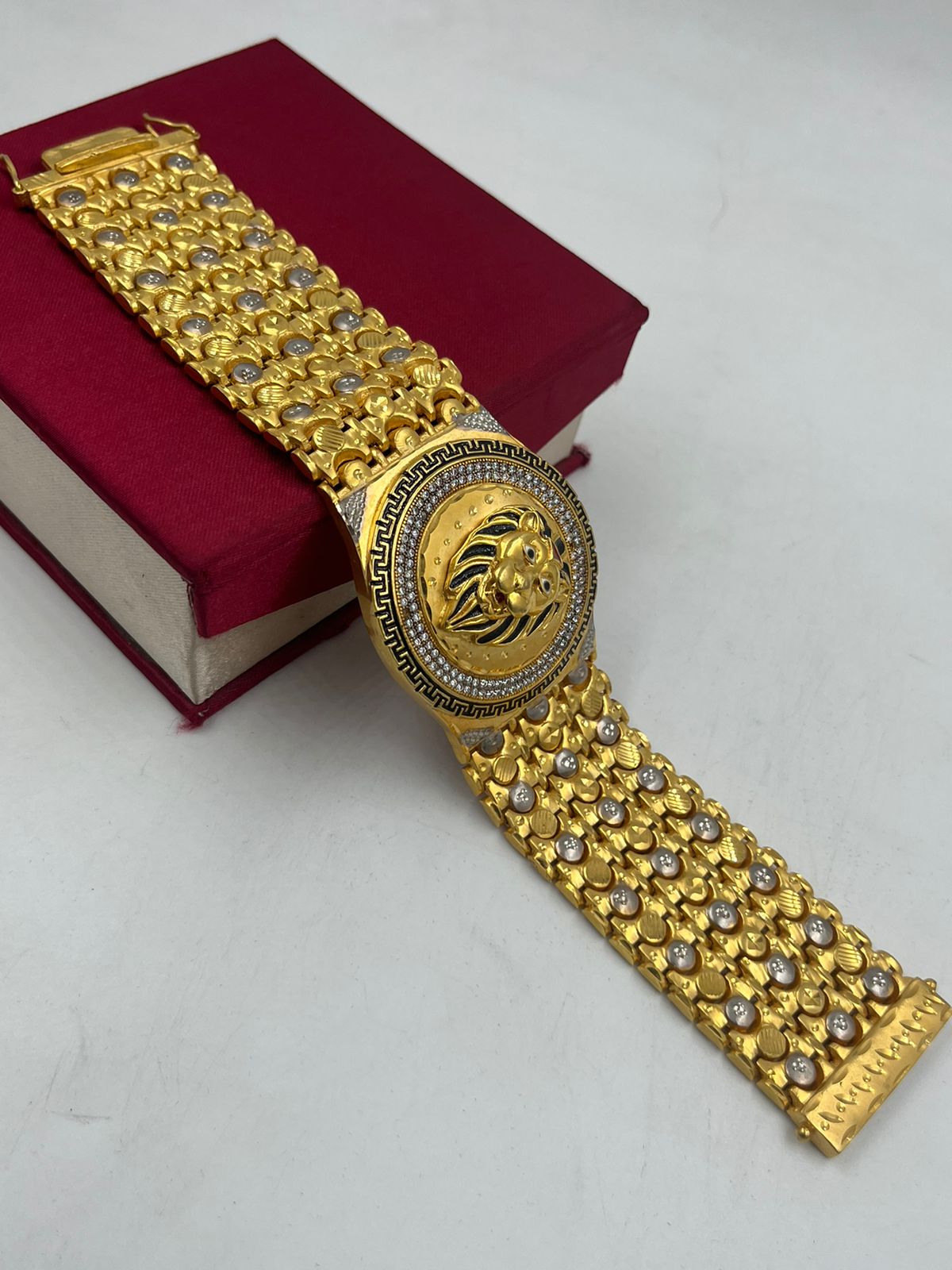 Buy Singam Bangle in India | Chungath Jewellery Online- Rs. 131,830.00