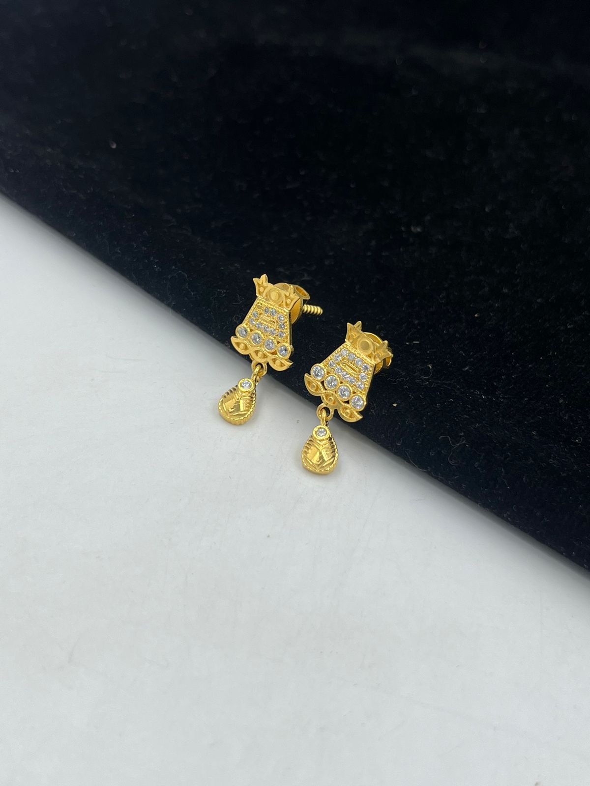1 GRAM GOLD LADIES EARING FOR WOMEN DESIGN A-10