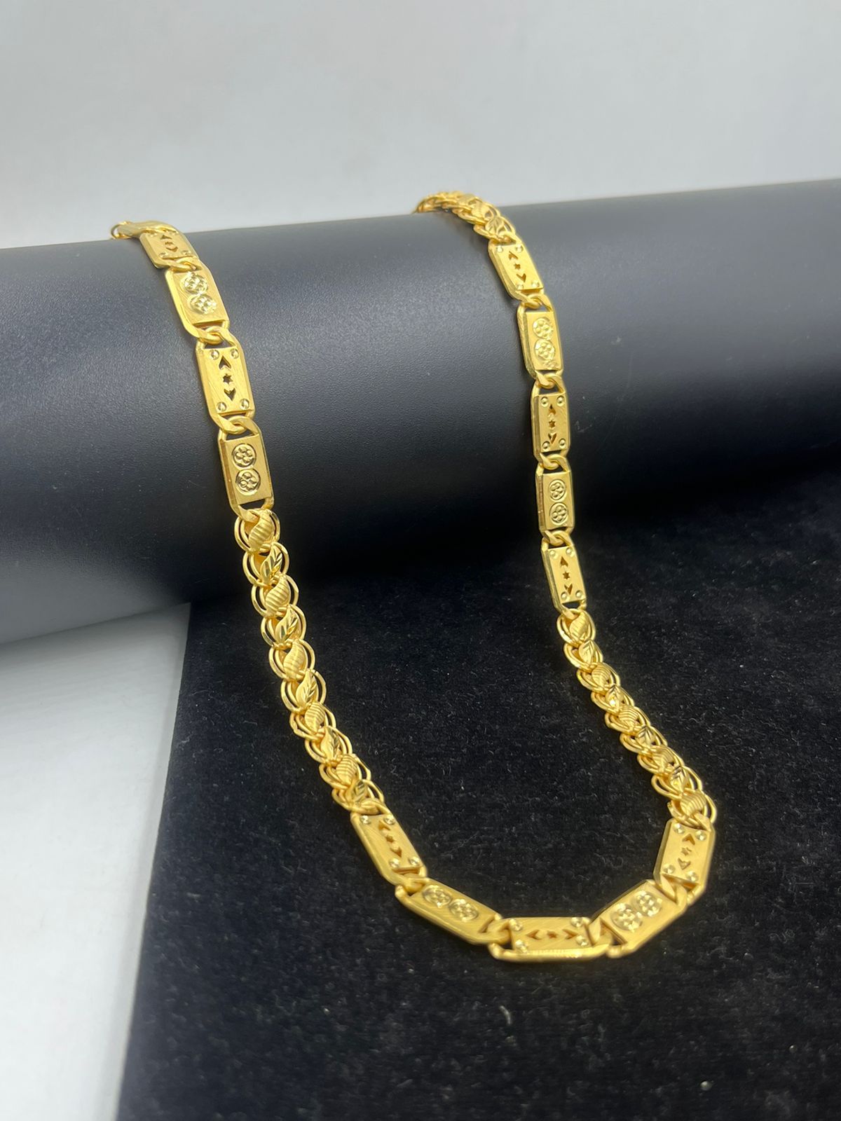 1 GRAM GOLD NAWABI AND KOHLI CHAIN FOR MEN DESIGN A-417
