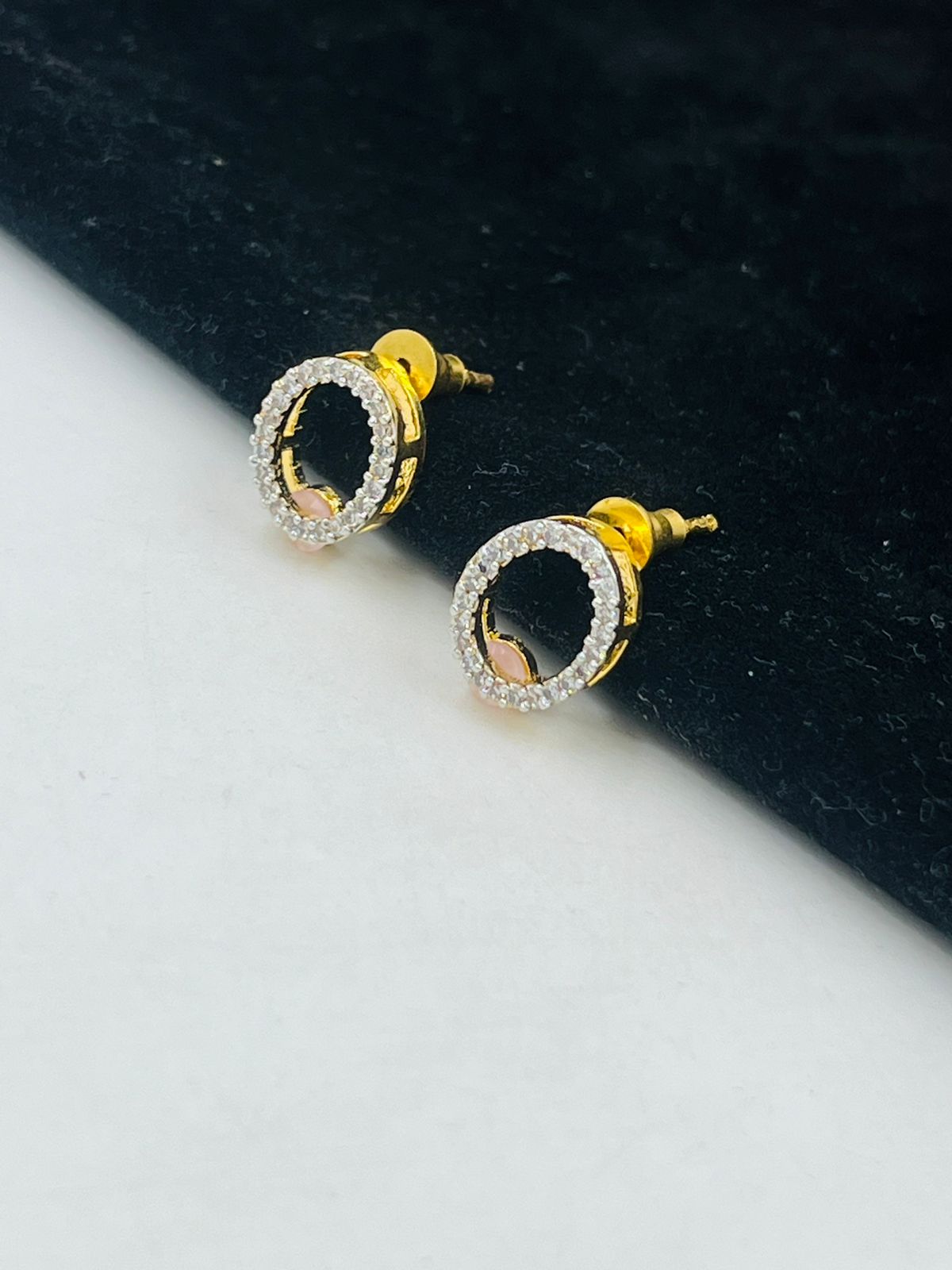 1 GRAM GOLD LADIES EARING FOR WOMEN DESIGN A-29