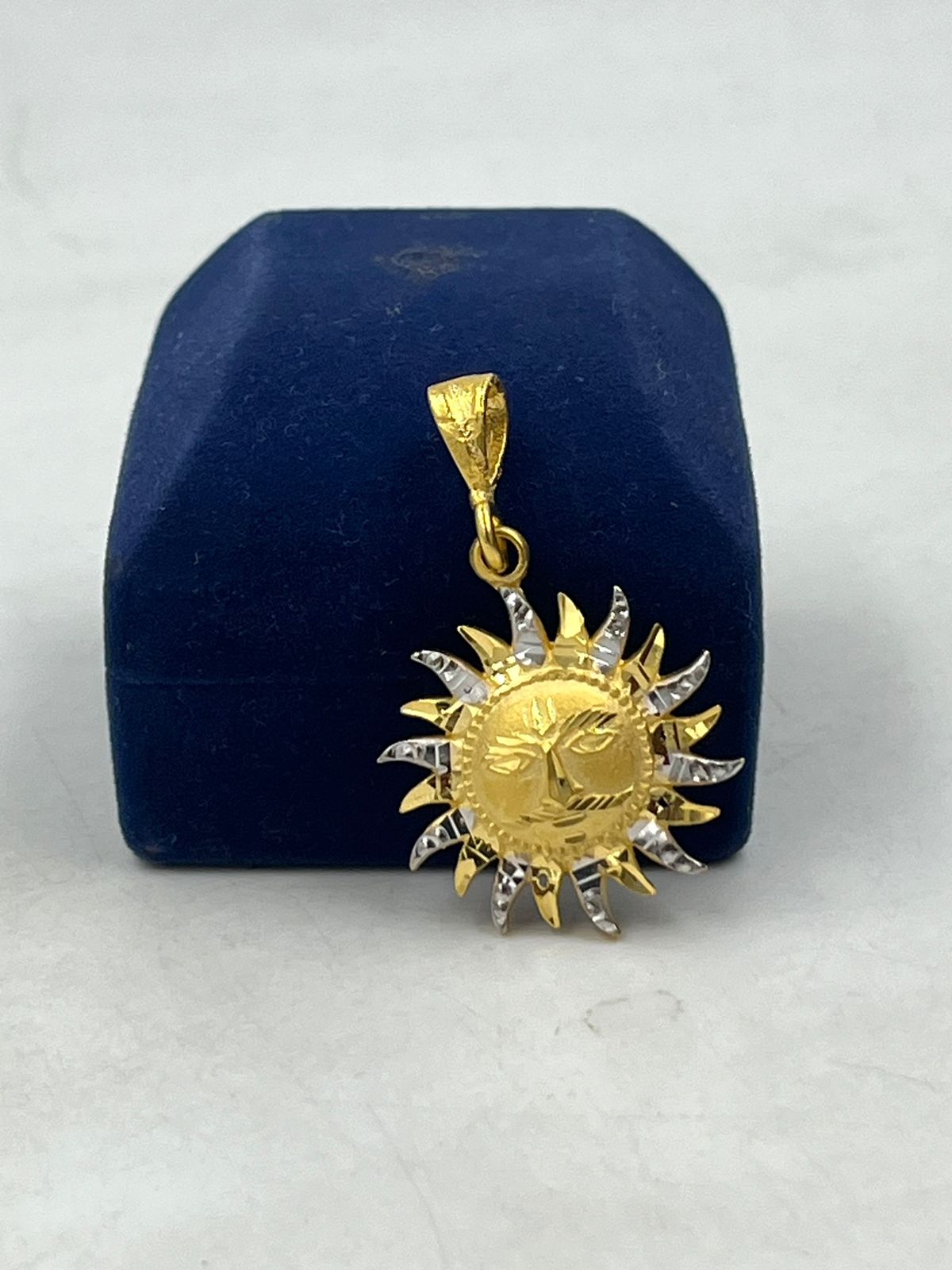 1 GRAM GOLD FORMING SMALL SURYA PENDANT FOR MEN DESIGN A-191
