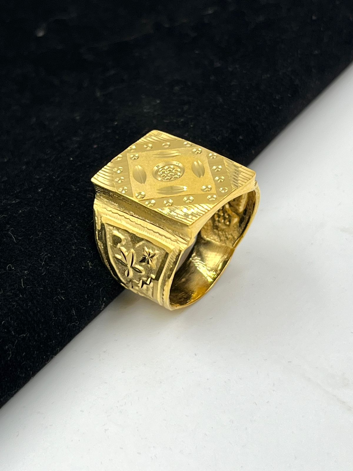 1 GRAM GOLD PLATED RING FOR MEN DESIGN A-904