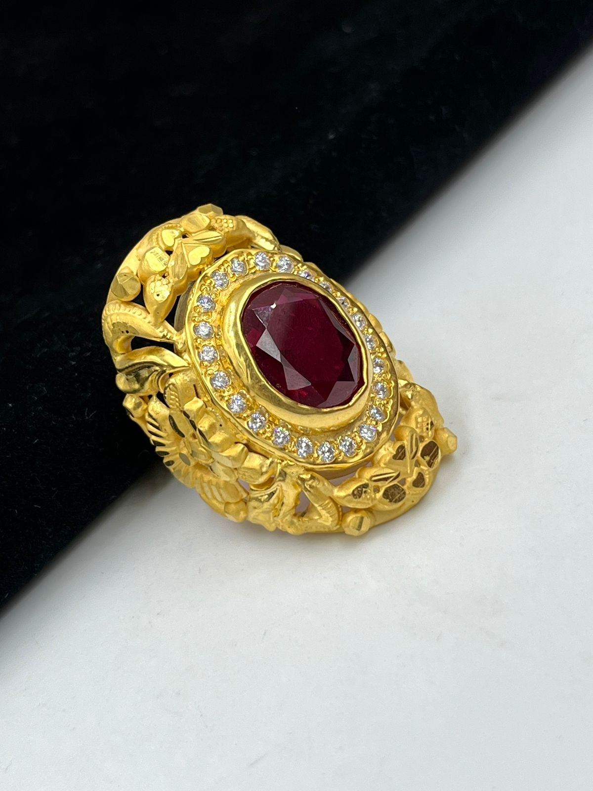 પુરુષો માટે ૧ ગ્રામ ગોલ્ડ રાજવાડી નજરાણા રીંગ ડિઝાઇન A-631