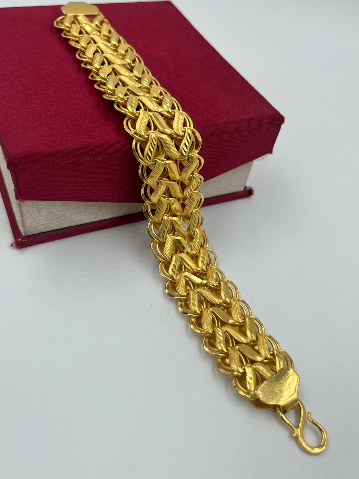 1 GRAM GOLD FORMING 3 LINE KOHLI BRACELET FOR MEN DESIGN A-301