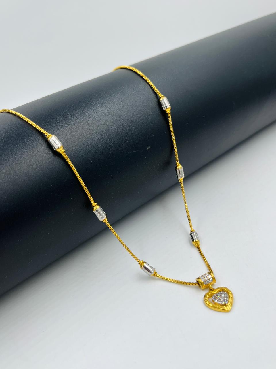 ૧ ગ્રામ ગોલ્ડ લેડીઝ ચેઈન વિથ હાર્ટ પેન્ડન્ટ, વુમન્સ ચેઈન વિથ હાર્ટ પેન્ડન્ટ A-11