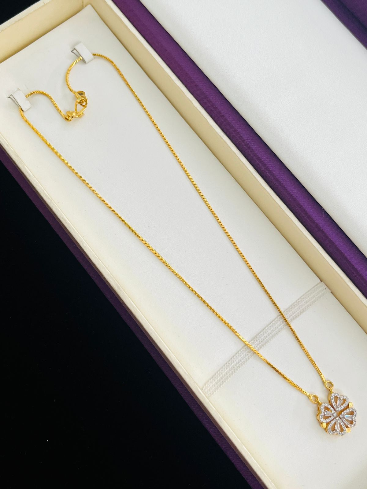 1 GRAM GOLD LADIES , WOMEN CHAIN WITH HEART PENDANT FOR DESIGN A-16