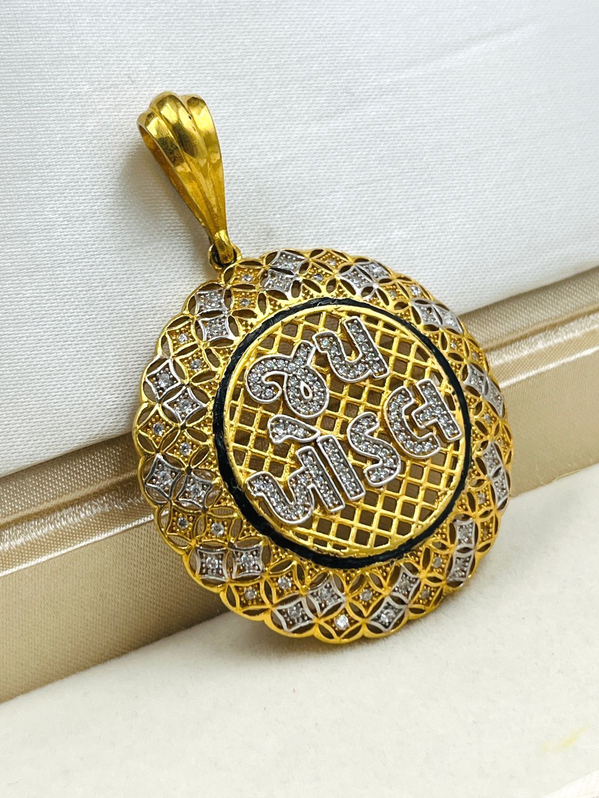 1 GRAM GOLD JAY KHODAL PENDANT FOR MEN DESIGN A-477