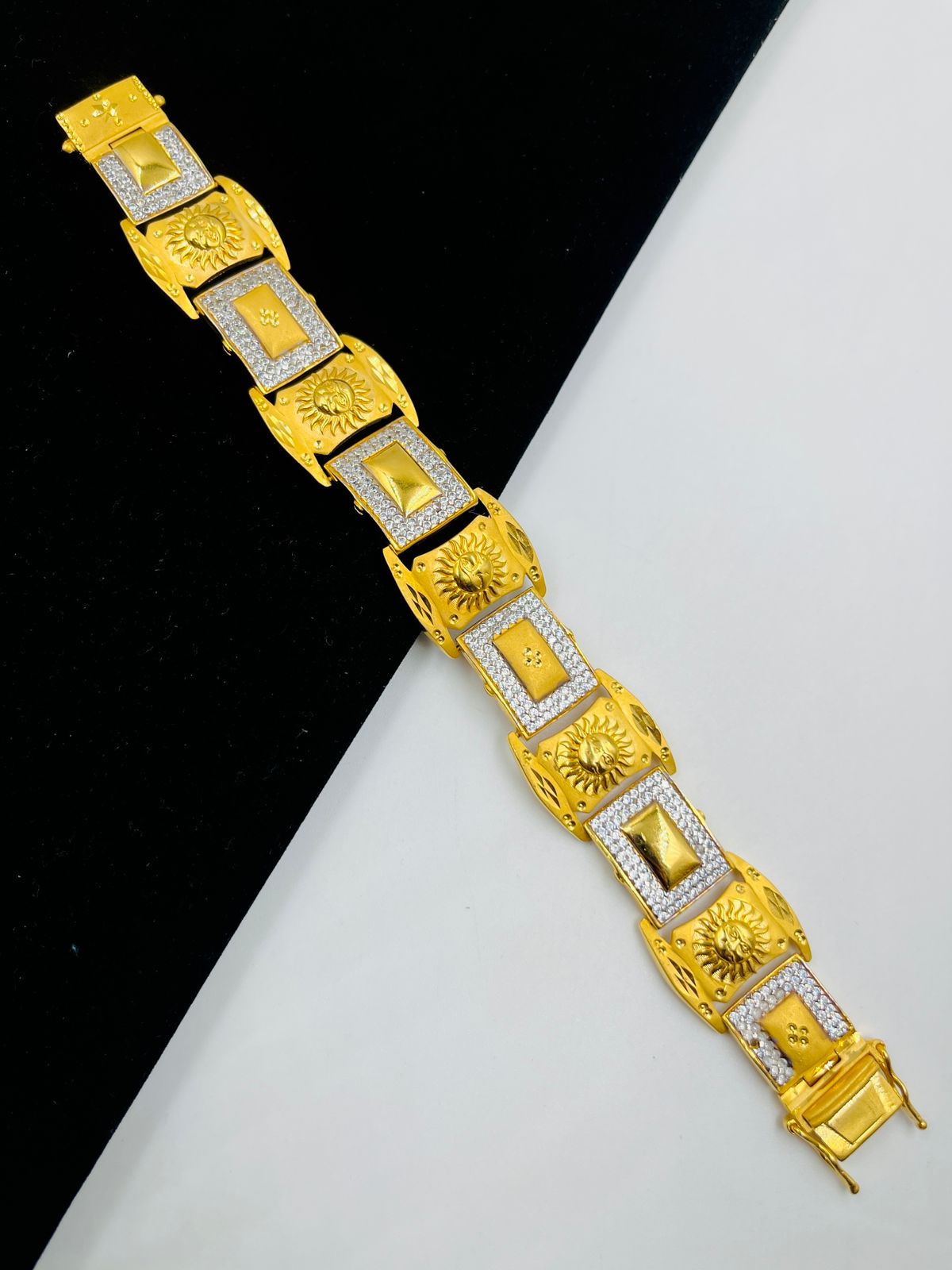 1 GRAM GOLD SURYA DIAMOND BRACELET FOR MEN DESIGN A-370