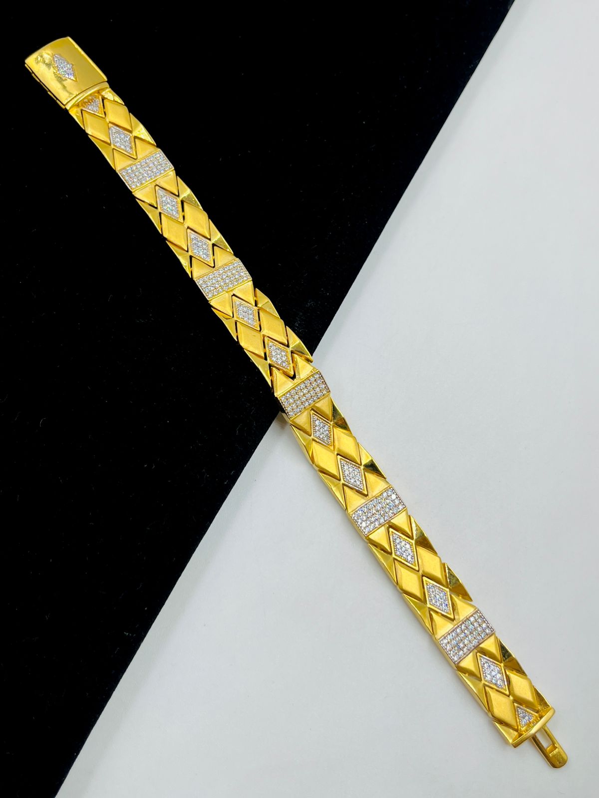 1 GRAM GOLD PLATED DIAMOND BRACELET FOR MEN DESIGN A-376