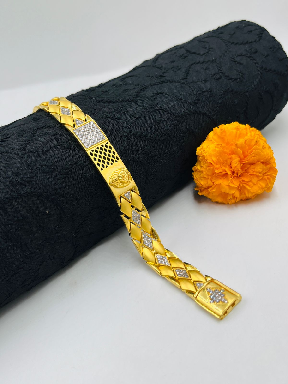 1 GRAM GOLD LION FACE DIAMOND BRACELET FOR MEN DESIGN A-388