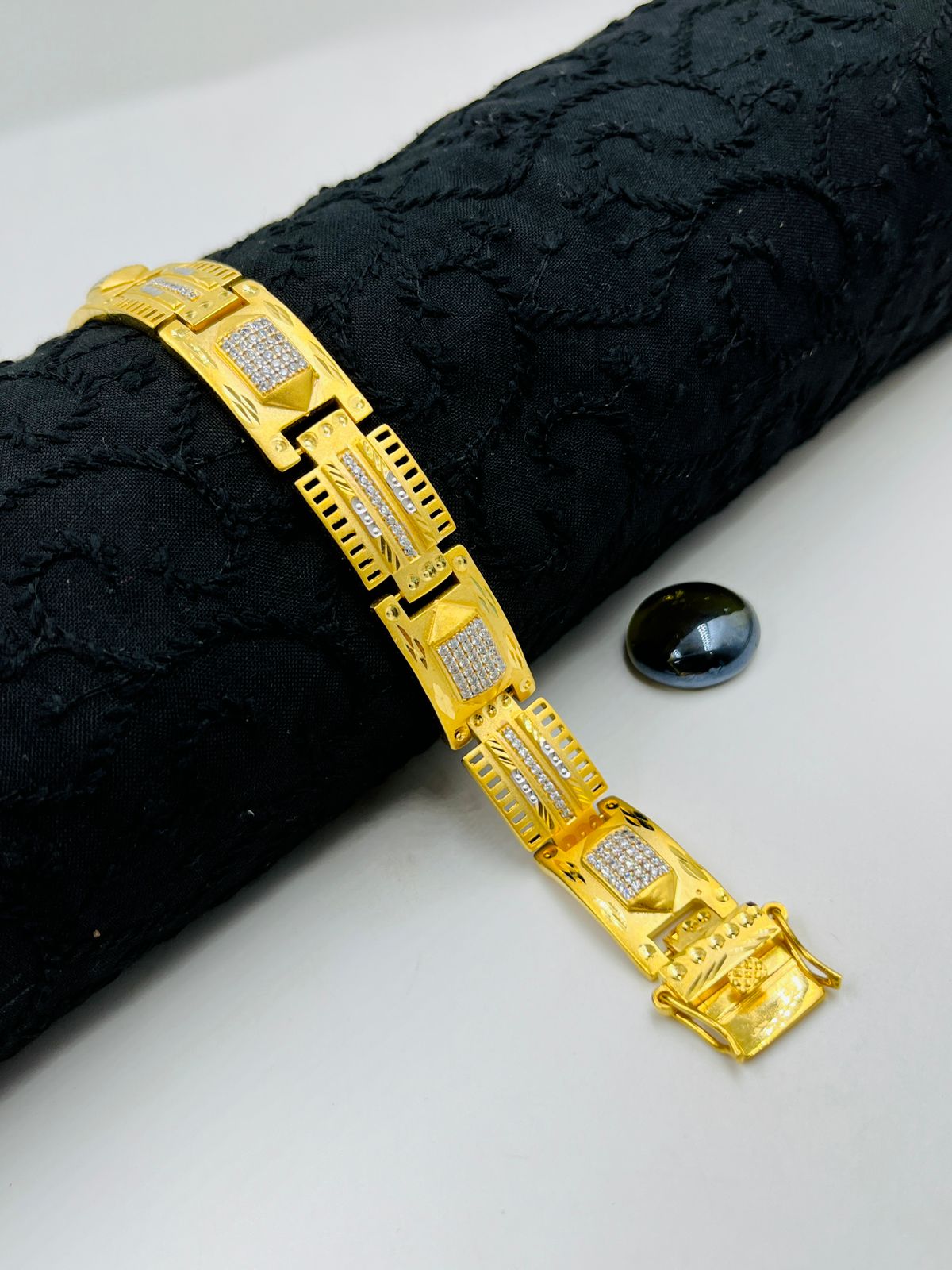 1 GRAM GOLD DIAMOND BRACELET FOR MEN DESIGN A-418