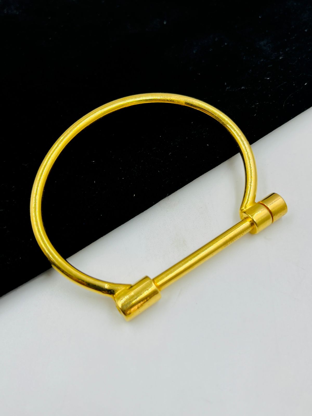 1 GRAM GOLD SCREW LOCK ANTIQUE KADA BRACELET FOR MEN DESIGN A-4