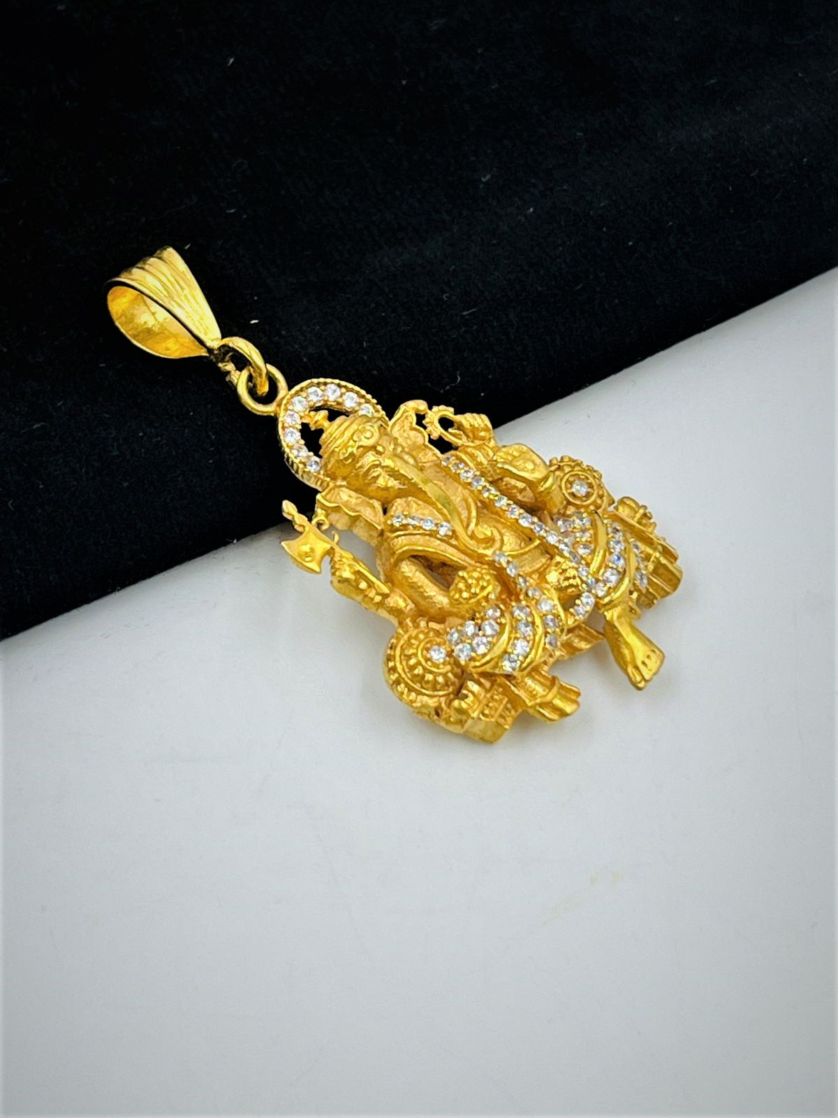 1 GRAM GOLD GANPATI BAPPA PENDANT FOR MEN DESIGN A-434
