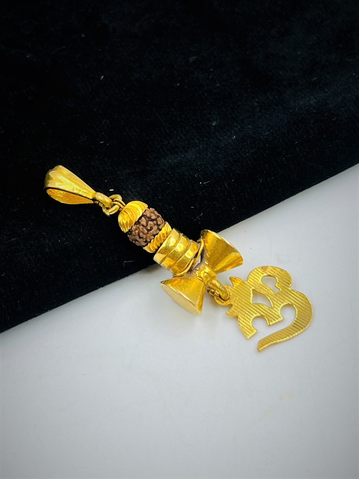 1 GRAM GOLD OM (AUM) , DAMRU WITH RUDRAKSHA PENDANT FOR MEN DESIGN A-437