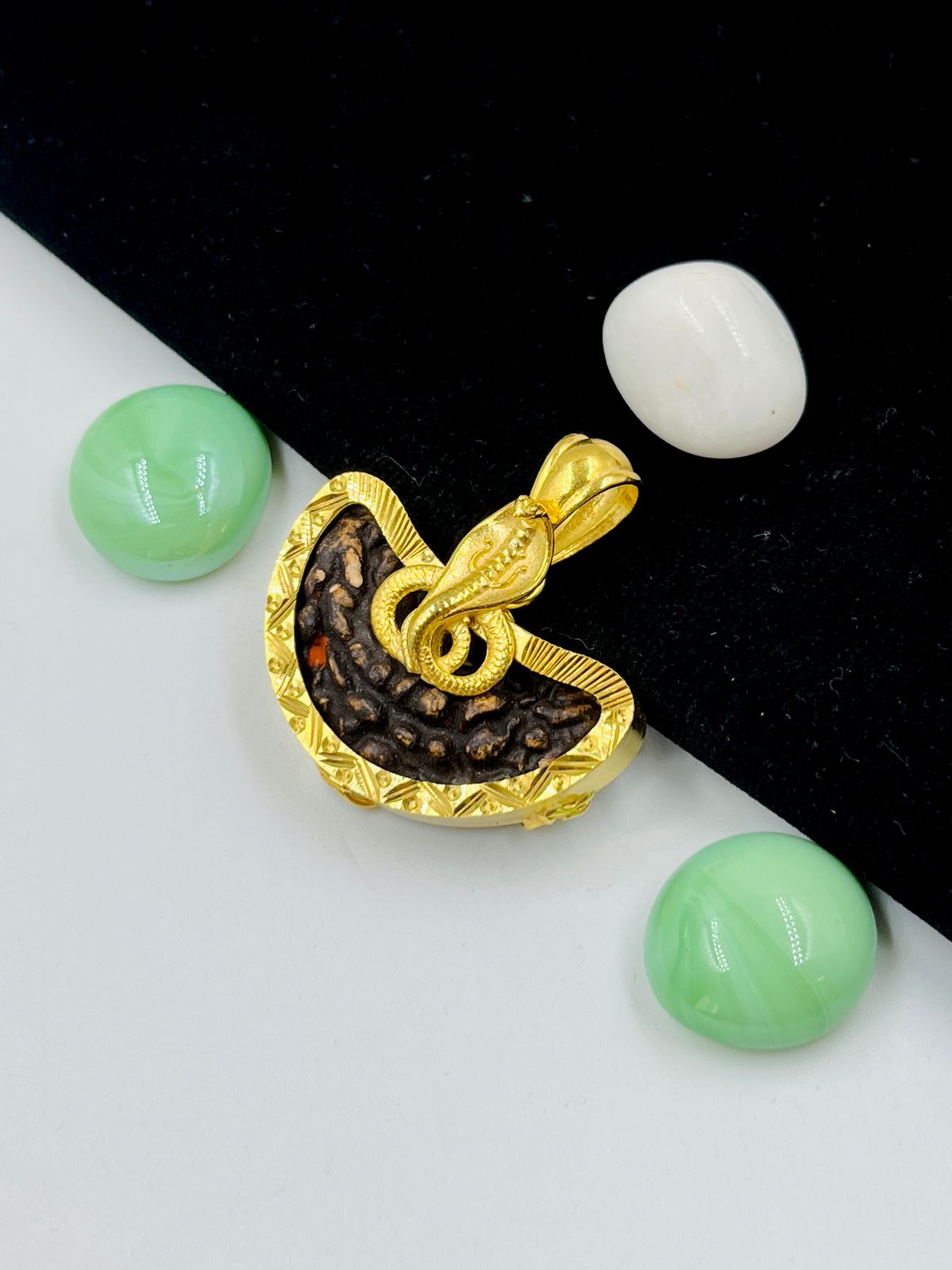 1 GRAM GOLD GOGA MAHARAJ EK MUKHI RUDRAKSHA PENDANT FOR MEN DESIGN A-504