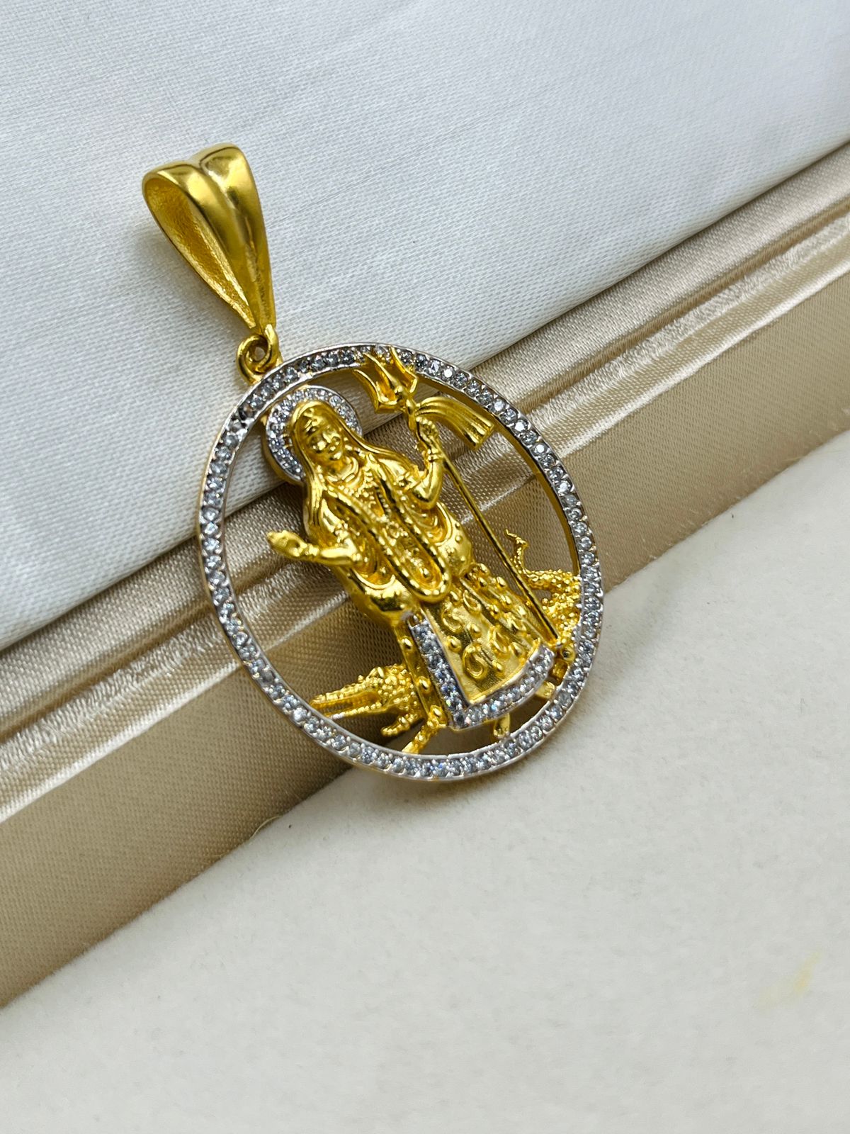 1 GRAM GOLD MAA KHODAL PENDANT FOR MEN DESIGN A-517