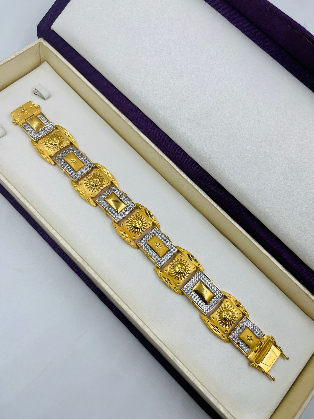 1 GRAM GOLD SURYA DIAMOND BRACELET FOR MEN DESIGN A-370