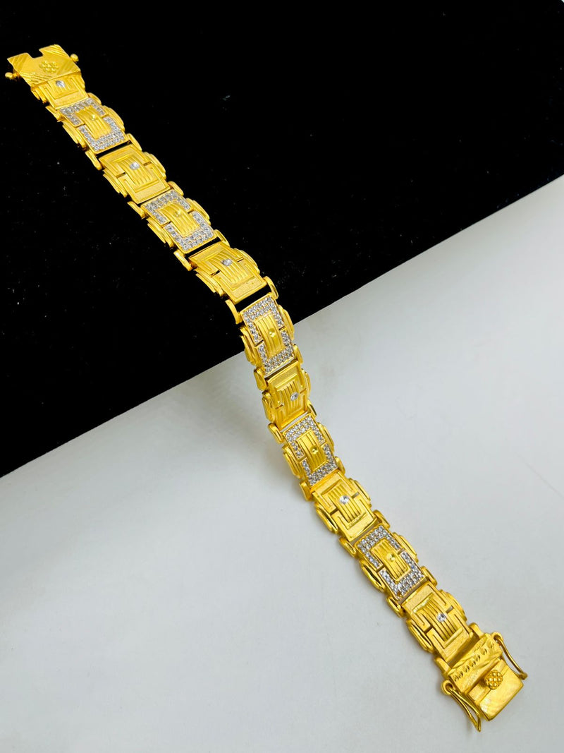 पुरुषों के लिए 1 ग्राम गोल्ड डायमंड ब्रेसलेट डिज़ाइन A-430