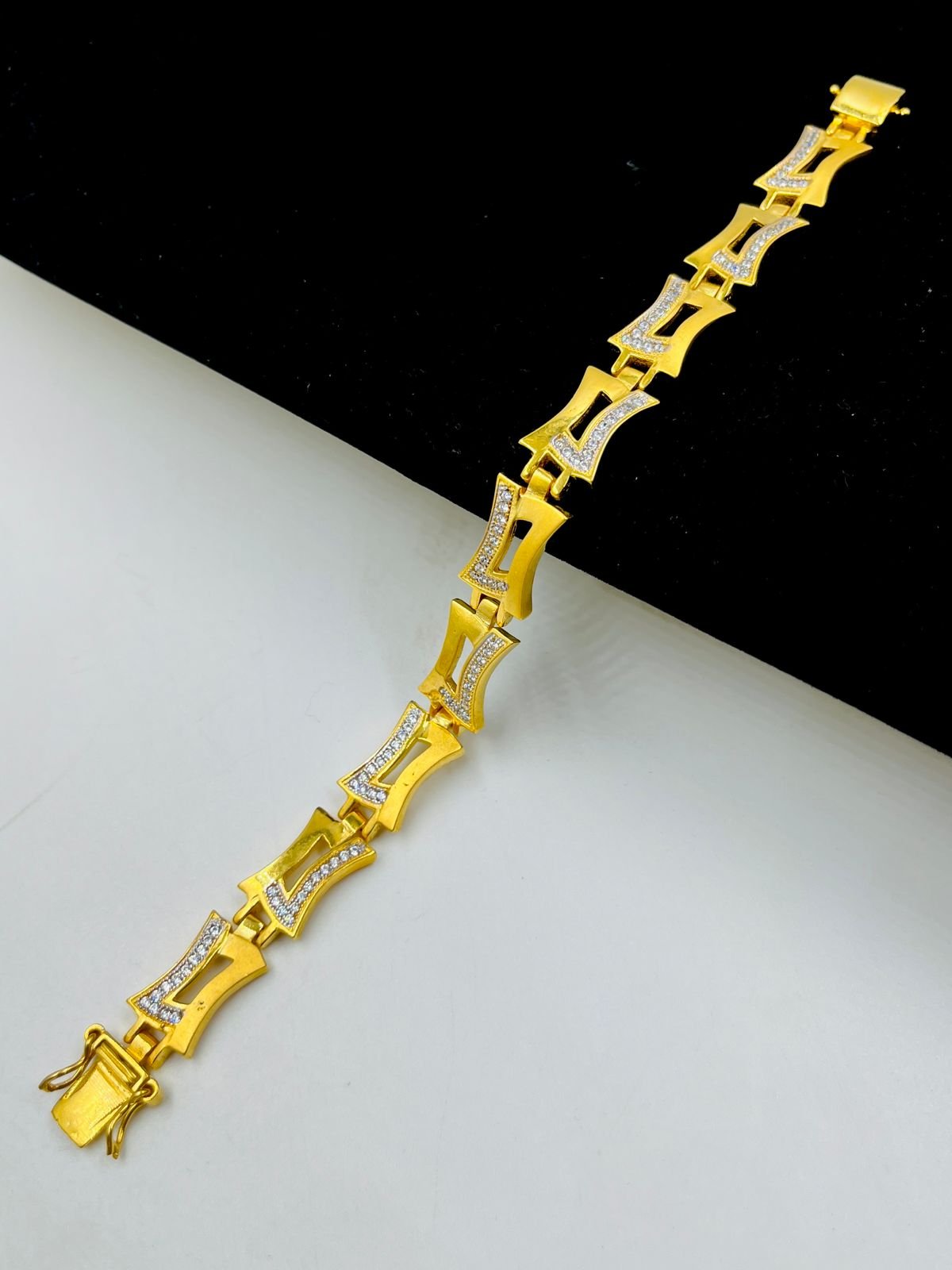 1 GRAM GOLD FORMING DIAMOND BRACELET FOR MEN DESIGN A-433