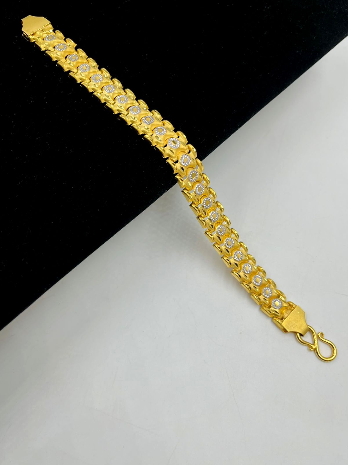 BAHUBALI POKAL BRACELET FOR MEN DESIGN A9