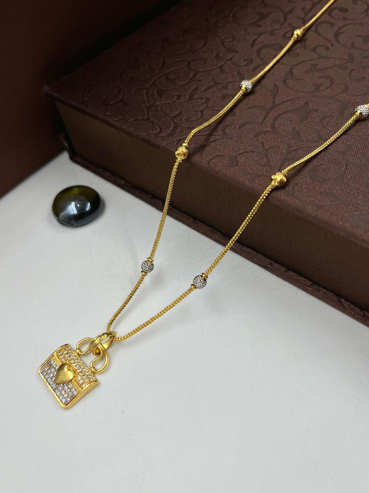 1 GRAM GOLD LADIES , WOMEN CHAIN WITH HEART PENDANT DESIGN A-45