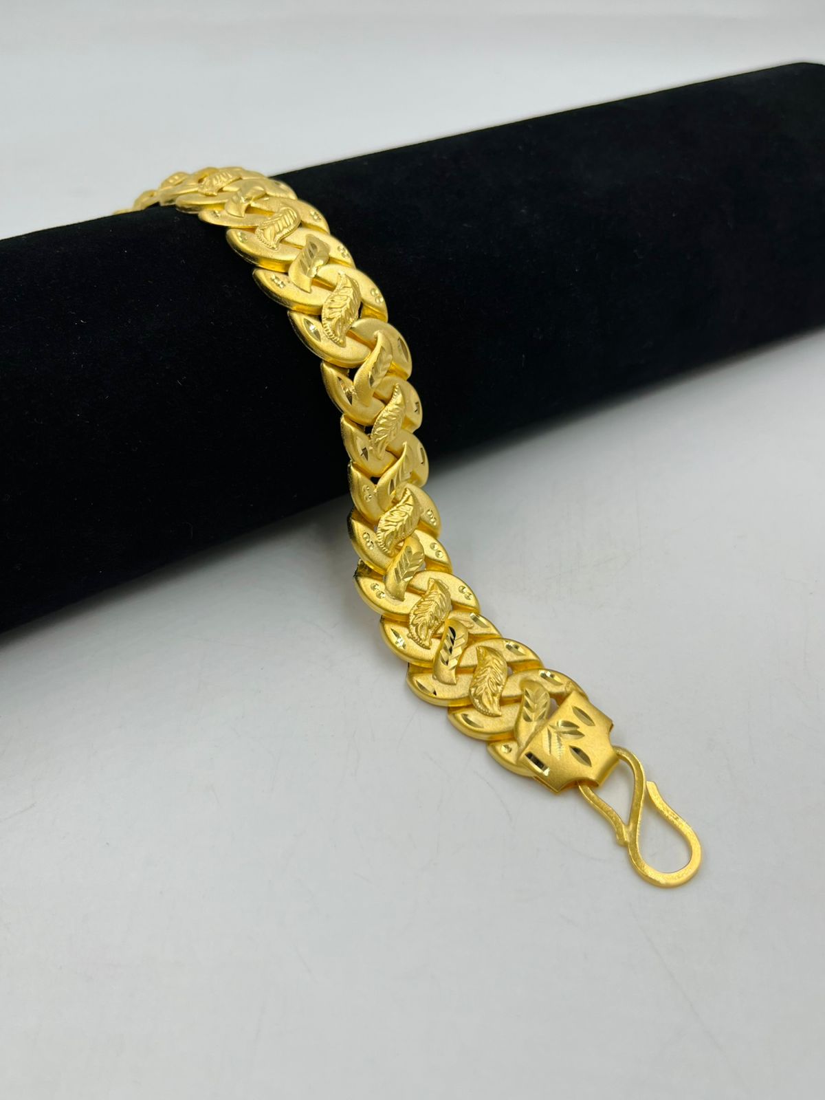 KOYLI POKAL BRACELET FOR MEN DESIGN A3