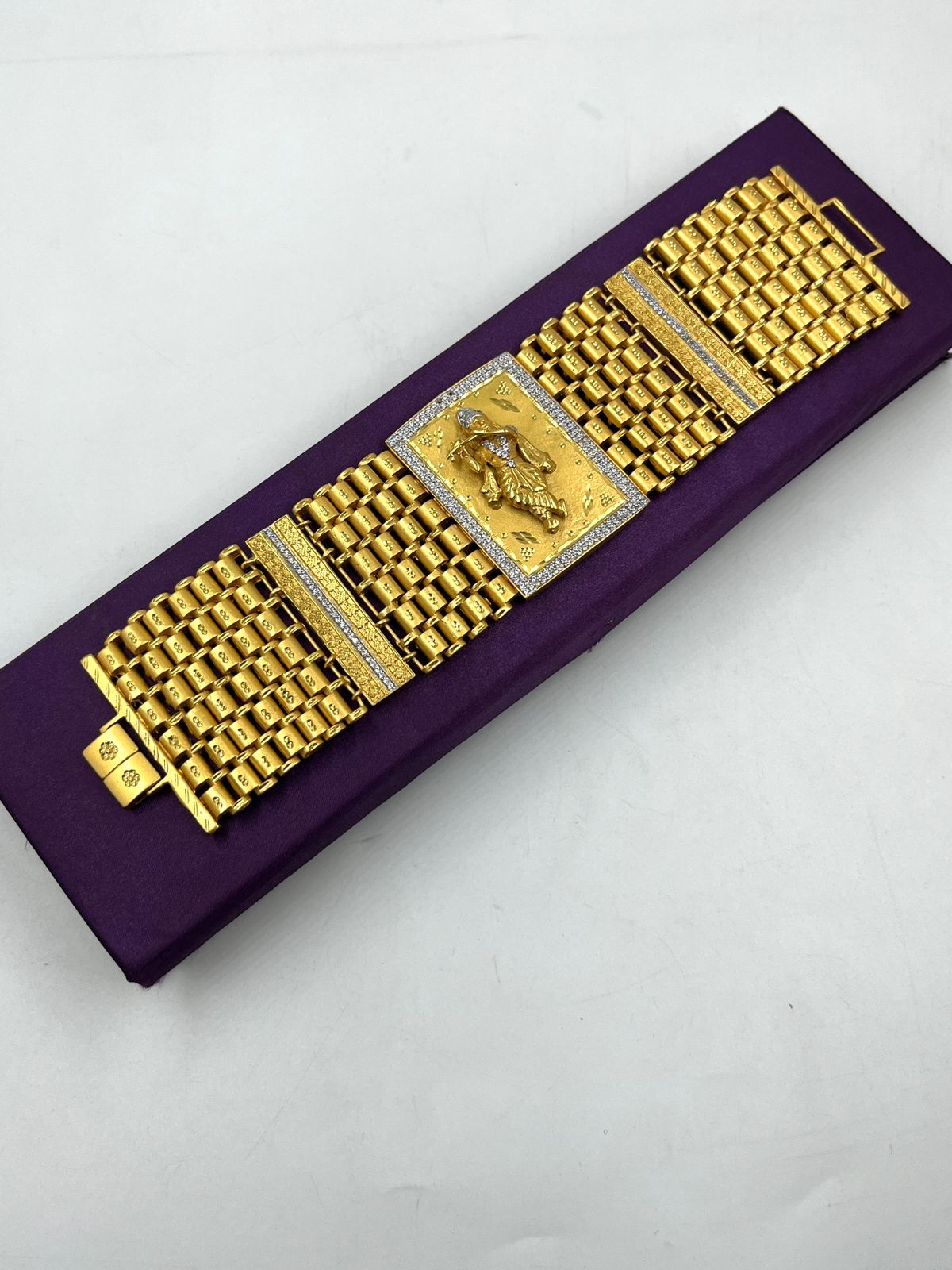 1 GRAM GOLD SHREE KEISHNA BRACELET FOR MEN DESIGN A34