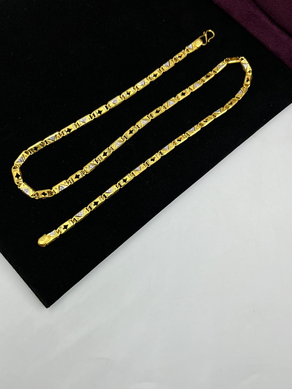 पुरुषों के लिए 1 ग्राम गोल्ड नवाबी चेन डिज़ाइन A-641