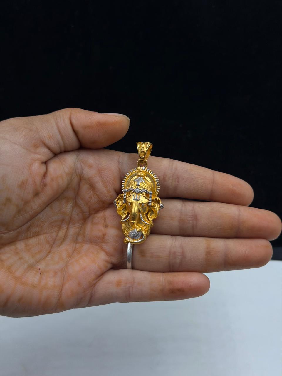 1 GRAM GOLD PREMIUM QUALITY GANPATI BAPPA PENDANT FOR MEN DESIGN A-550