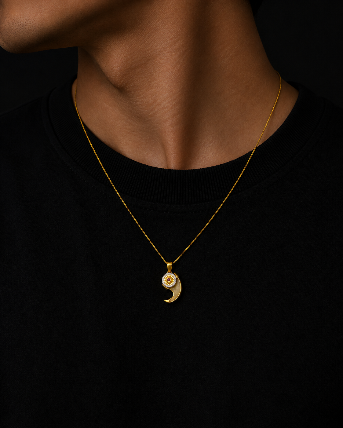 NAIL PENDANT