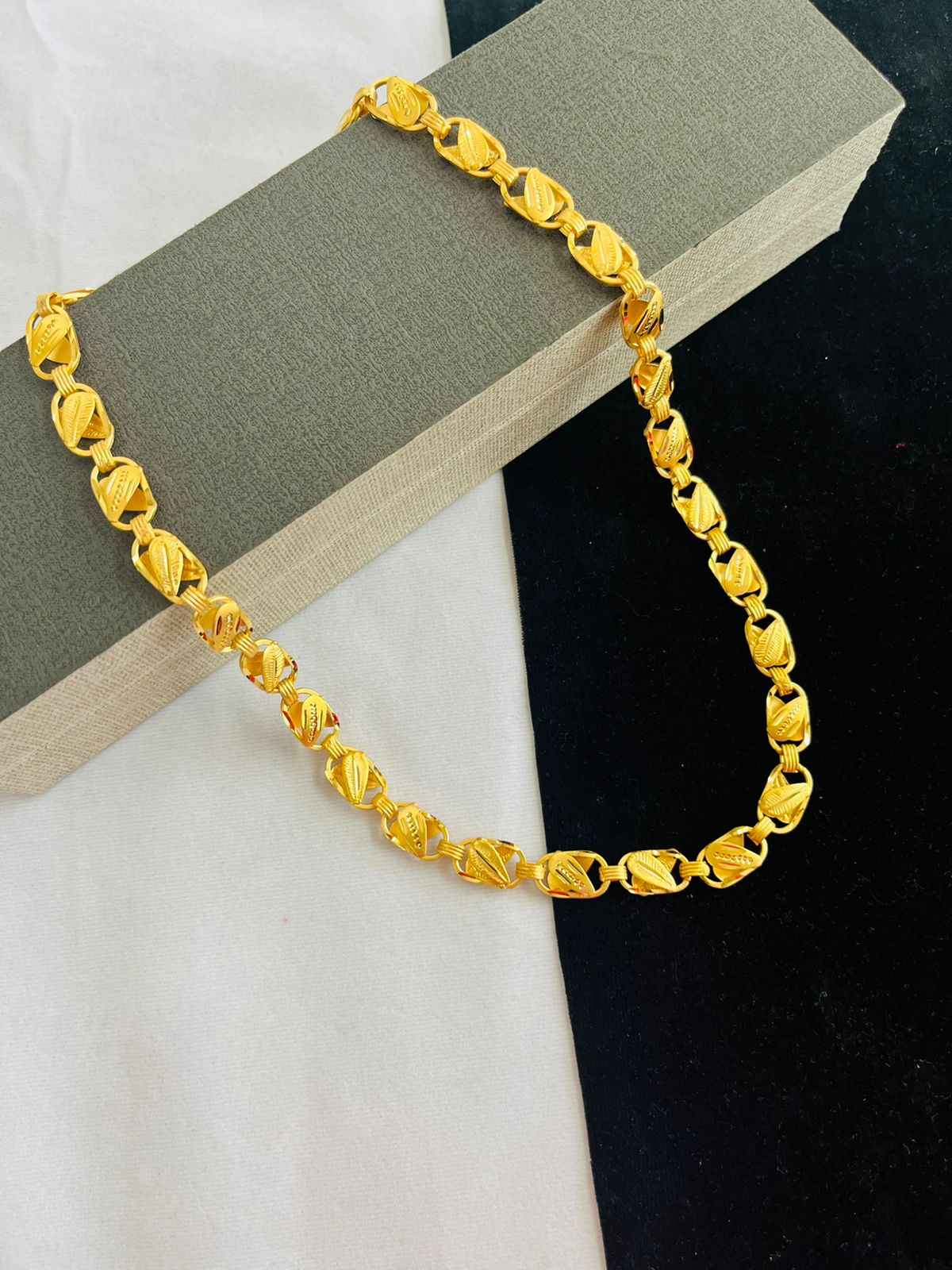 Gold chain design hot sale in 12 grams